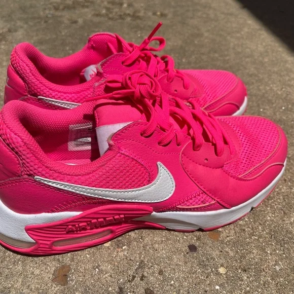 Size 7.5 - Nike Air Max Excee Hyper Pink - Picture 5 of 8